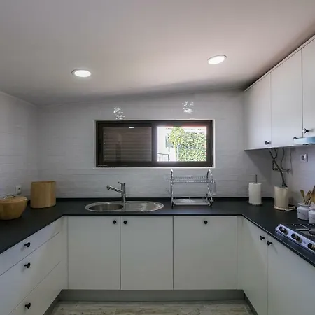 Lovelystay - Private With Pool And Garden Villa Vilamoura