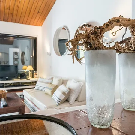 Villa Lovelystay - Private With Pool And Garden Vilamoura