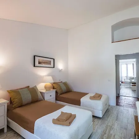 Lovelystay - Private With Pool And Garden Villa